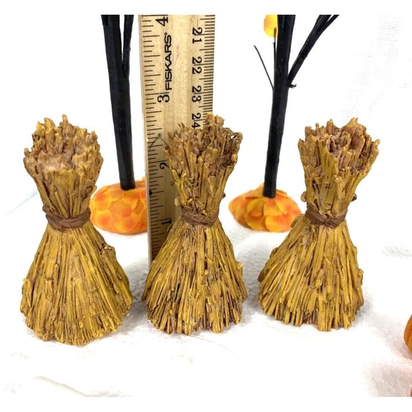 Dept 56 Halloween Village Accessories Set 52704 & Maple Burch Trees 52655 2 Sets - Picture 16 of 16